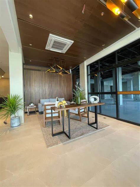 Acro Residences Hotel (Malolos) .